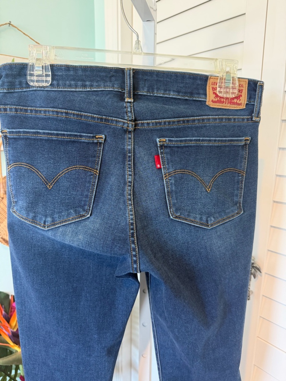 Levi's Women's Dark Indigo Straight Leg 711 Skinny Jeans - Picture 8 of 12